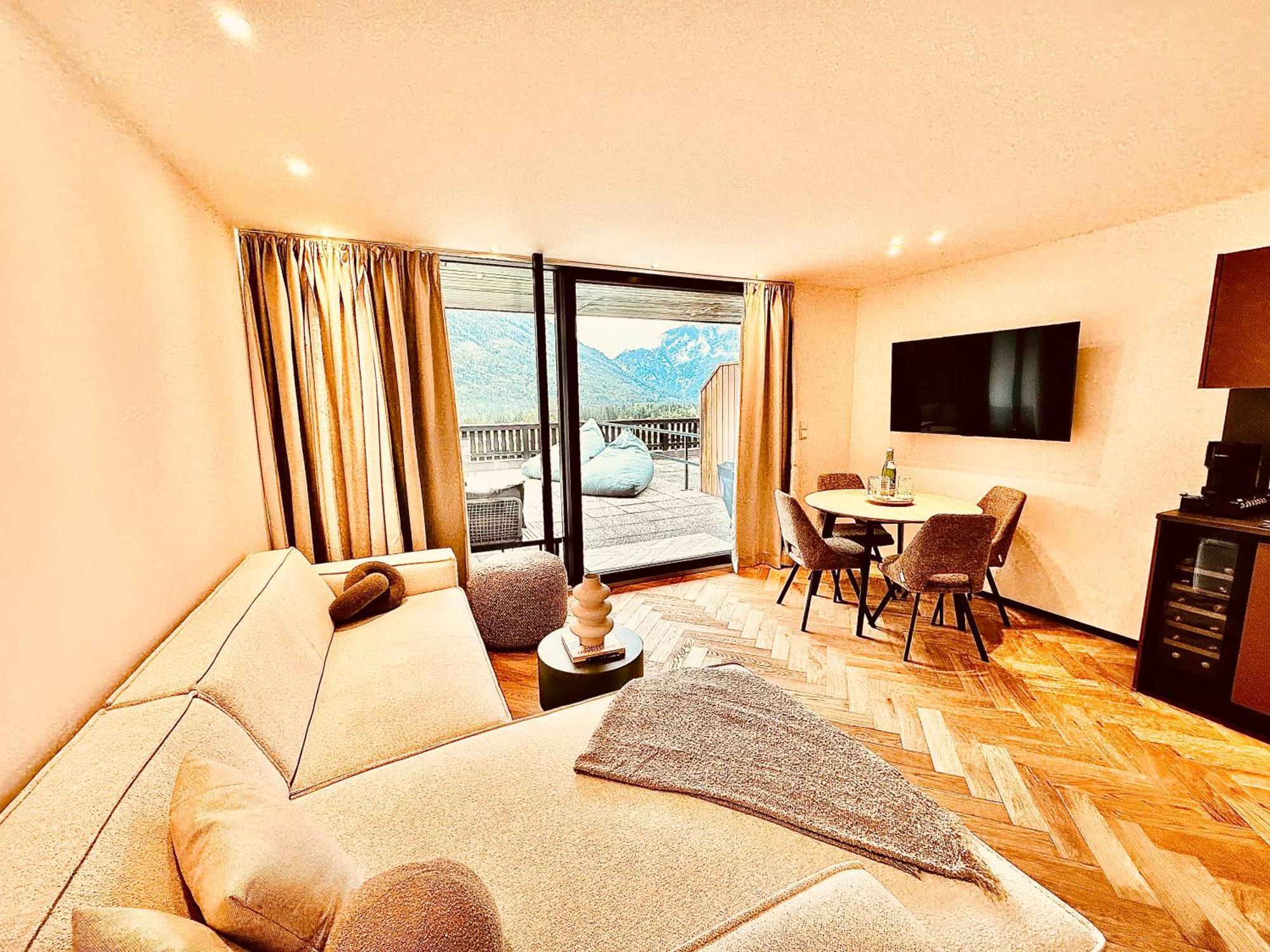 Das Alpenzeit Appartement Mit Just Private Terrasse (Adults Only) Bad Aussee Exterior foto
